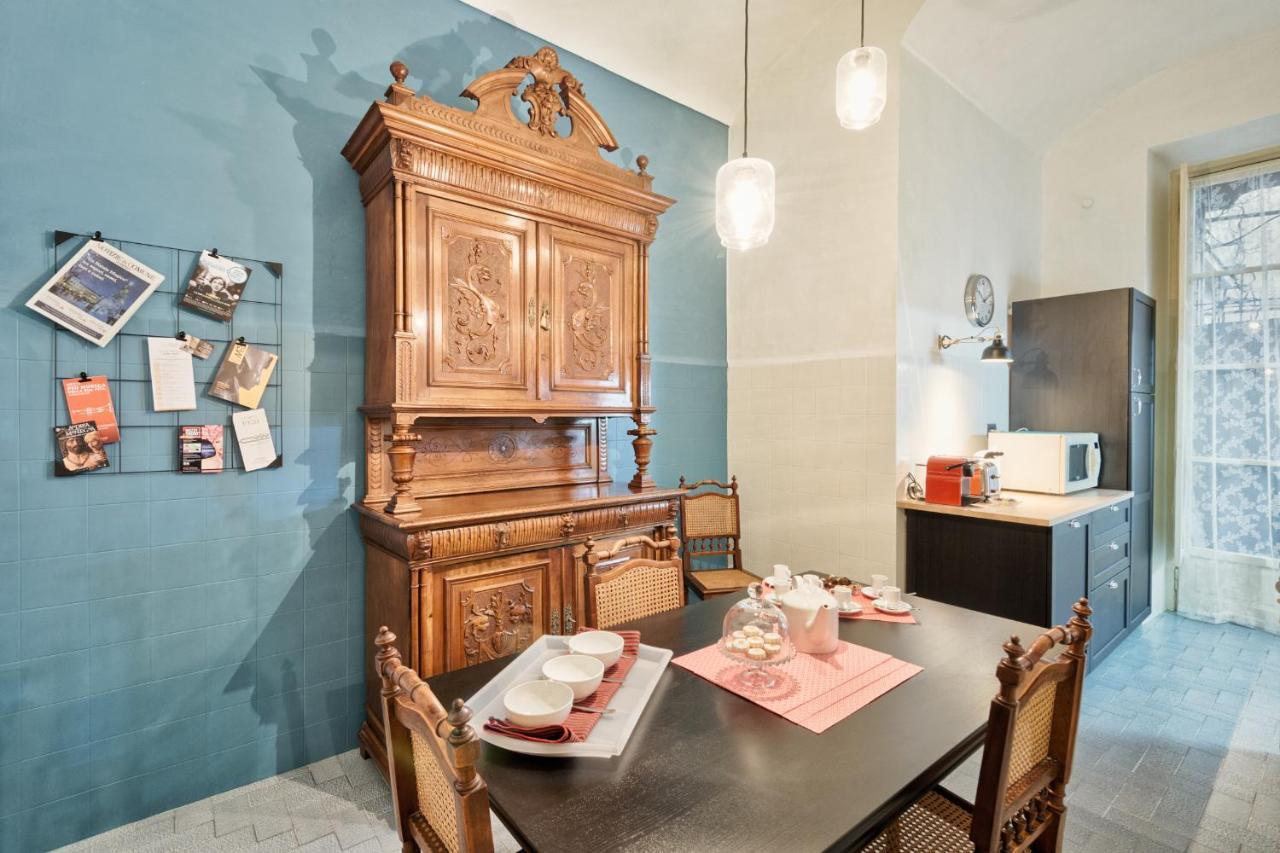 Acadamis -Il Rifugio Dei Mercanti- Piazza Castello Turyn Zewnętrze zdjęcie