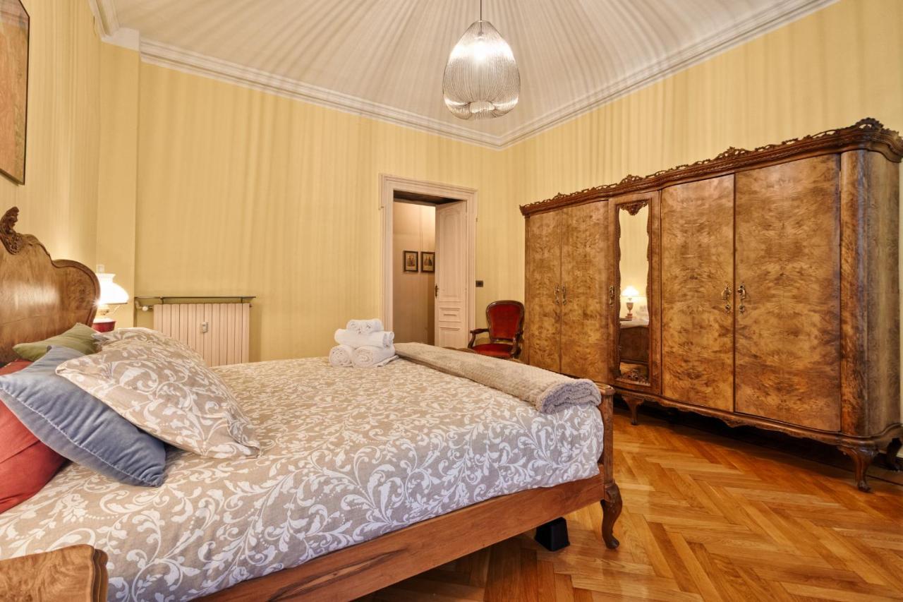 Acadamis -Il Rifugio Dei Mercanti- Piazza Castello Turyn Zewnętrze zdjęcie