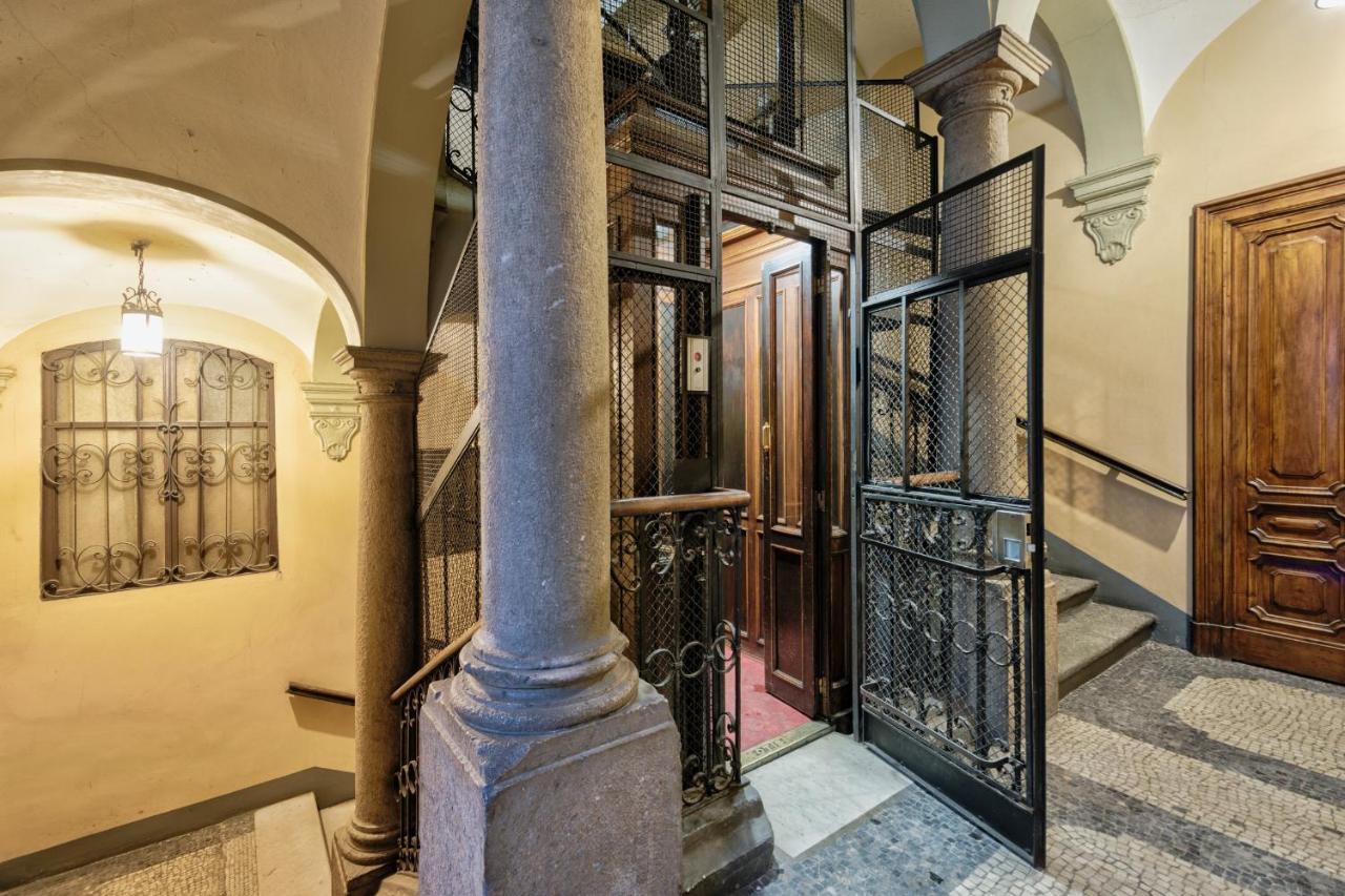Acadamis -Il Rifugio Dei Mercanti- Piazza Castello Turyn Zewnętrze zdjęcie